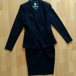 Nwot navy blue two piece suit set